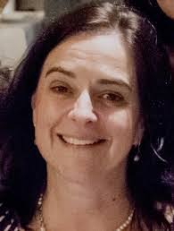 Suzanne Miles's Instagram, Twitter & Facebook