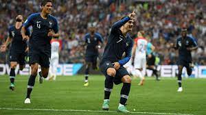 All goals scored by antoine griezmann for france past world cup. Antoine Griezmann Jubel Im Wm Finale Das Steckt Hinter Seinem Kuriosen Tanz Stern De