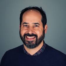 Caroline Pardo's Instagram, Twitter & Facebook