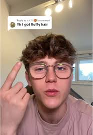 Do I Have Fluffy Hair? Discover Styling Tips!