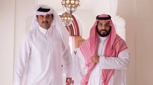 أحداث متصاعدة قد تفرض نفسها على مباحثات القمة الخليجية بعد أيام والتي من المتوقع أن يعلن خلالها التوقيع على اتفاق المصالحة، فما الذي يقلق المنامة؟ Ls60tr0z1vbqam