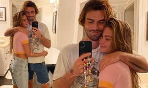He and his girlfriend, clara berry, are expecting their first baby. Kj Apa Sends Sweet Birthday Wishes To Supermodel Girlfriend Clara Berry In Loved Up Post Daily Mail Online