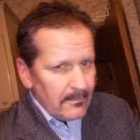 Wayne Bloechl's Instagram, Twitter & Facebook