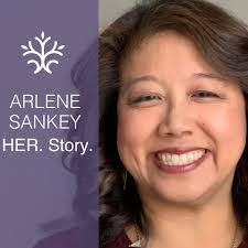 Holly Saxe's Instagram, Twitter & Facebook