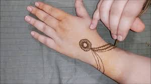 Most Easy Simple Mehndi Design For Hands New Mehndi Design Back Hand New Mehndi Designs Mehndi Designs For Hands Henna Designs