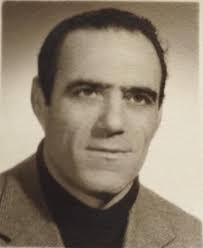 Aquest era el meu avi, Manel Serna Cruz, suposadament nascut el 29/07/1932  a Madrid. L'únic que tenim és una partida de neixament feta per un jutge,  que posa que el nom i