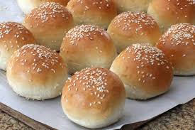 These Slider Buns Are Soft And Delicious And They Are The Perfect Size For Small Burgers Or Sandwiches Try This Slider Buns Homemade Sliders Mini Burger Buns