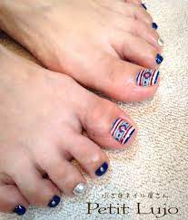 Las uñas de los pies al igual que las de las manos deben verse prolijas y bellas todo el tiempo, pero mas aun en primavera y verano que es donde las uñas de los pies están mas visibles debido al calzado que usamos en esta época. Https Xn Decorandouas Jhb Net Unas Decoradas Pies