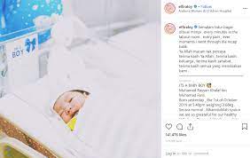 Menerusi terbaru di instagram, elfira mendedahkan wajah serta berkongsikan nama cahaya matanya itu iaitu muhamad rayyan khalaf bin muhamad faris. Elfira Loy Pilih Nama Anak Muhamad Rayyan Khalaf
