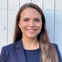 Daisy Sears's Instagram, Twitter & Facebook