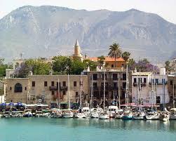Cypern är den tredje största ön i medelhavet (efter sicilien och sardinien) och är belägen i dess östra del en bit utanför turkiets sydkust. Cypern Den Magiska On I Medelhavet Summer Home