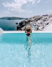 A unique place located in the. Andronis Luxury Suites In Oia Santorini Izkiz