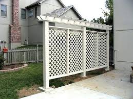 Instead of using typical treated lattice or thin vinyl lattice from home supply stores, we opted for custom vinyl lattice from acurio latticeworks. 10 Enjoyable Diy Outdoor Privacy Screen Ideas Strongdaily Net