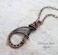 Dainty Woven wire teardrop copper wire wrapped pendant necklace