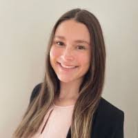 Veronica Tis's Instagram, Twitter & Facebook