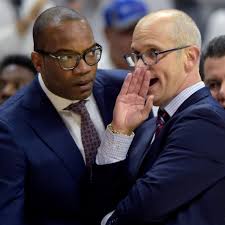 UConn men's notebook: Kenya Hunter's departure caught Dan Hurley 'off  guard;' decision expected soon