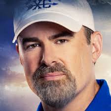 Overcomer [Blu-ray + DVD] : Alex Kendrick, Priscilla C. Shirer, Cameron  Arnett, Shari Rigby, Aryn Wright-Thompson, Denise Armstrong, Jack Sterner, Caleb  Kendrick, Joshua Kendrick, Chuck Hasty, Alex Kendrick: Amazon.com.mx:  Películas y Series