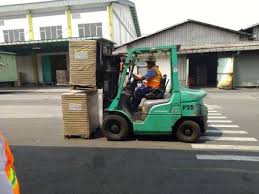 Entdecke rezepte, einrichtungsideen, stilinterpretationen und andere ideen zum ausprobieren. Training Operator Forklift Training And Consulting Partner
