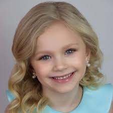 Royal International Miss Nations Capital Princess 2021-Ainsley