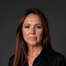 A fantastic two days in beautiful Bath with a great bunch of HR leaders!  Looking ahead to 2023! Triona Bulfin Karina Broderick Karina Tatagiba  Gonçalves Maria Cullen Sarah McGowan Kate Hosker… |