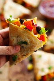 Einfache Veggie Quesadillas Rezept Gib Mir Einen Ofen Quesadilla Recipes Recipes Easy Veggie