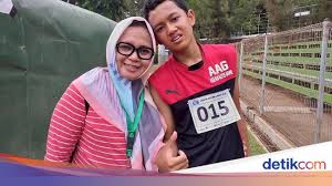 Di genjot suami malaj sakittt. Inspiratif Autis Tak Halangi Mimpi Dewangga Untuk Secepat Usain Bolt