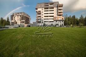 Sitting at 11,640 feet, dercum mountain greets guests as they enter the resort from the river run or mountain house base areas. Hotel Silver Mountain Resort Spa Poiana BraÈov Description