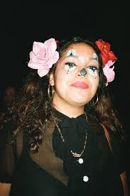 Amelia Berumen's Instagram, Facebook & TikTok