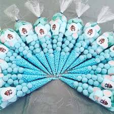 41 Baby Shower Favors That Your Guests Will Love Page 2 Of 4 Stayglam Baby Shower Candy Favors Baby Boy Shower Favors Baby Shower Party Favors