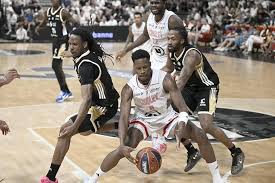 « L’objectif, c’est la finale ! » : la joie du Choletais Gérald Ayayi, qualifié avec CB en demi-finale de Betclic Elite