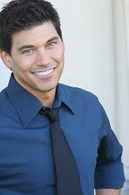 Dean Cochran's Instagram, Twitter & Facebook