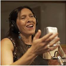 María Fernanda Juárez llega con su quinto álbum "Cuando ellas bailan" al  Teatro Real