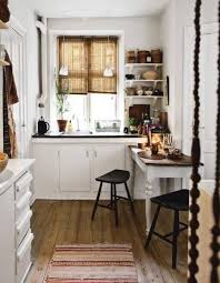 A Gallery Of Cozy Cottage Kitchens Cottage Kitchens Home Kitchens Home