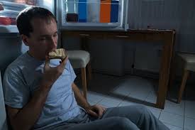 Majalah 3 2016 episod 3. 5 Fakta Makan Saat Tidur Atau Sleep Related Eating Disorder