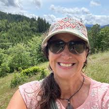 Any hiking, kayaking, x-country skiing groups in area?