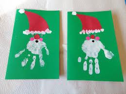 Ce sac cadeau père noël en tissu est idéal pour emballer vos petits cadeaux de noël et les déposer au pied du sapin. 1001 Idees Originales Pour Fabriquer Une Carte De Noel En Maternelle