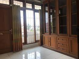 Dengan mendaftar di vidio kamu setuju untuk mengikuti syarat penggunaan & kebijakan privasi. Rumah Disewakan Di Jakarta Timur Kontrakan Murah Strategis Rumahku