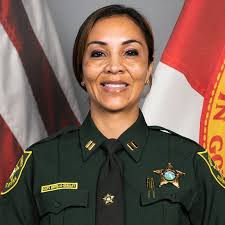 Ana Murillo's Instagram, Twitter & Facebook