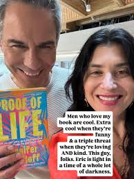 Hey everyone! I joined my old pal, @stevekmetko for his new podcast  @stillherehwood to talk about all things Hollywood. Available now