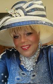 Black is always so elegant 🖤💫