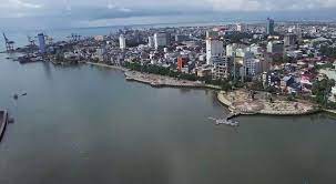 It has the largest population of any city on the island of sulawesi, indonesia, and is the fifth largest city in indonesia after jakarta, surabaya, bandung and medan. Makassar Ujung Pandang Sulawesi Indonesia Cruise Port Schedule Cruisemapper