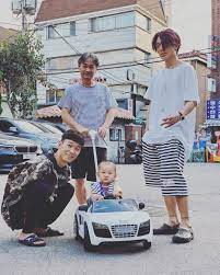 Recently, ikon's bobby announced that he would be marrying his girlfriend, who is expecting their baby. 191024 Kim Jiun Bobby S Brother Instagram Update Family Ikon