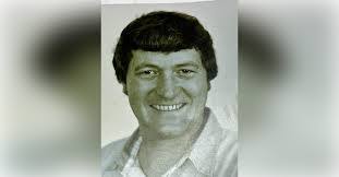 Jennifer Edinger's Instagram, Twitter & Facebook