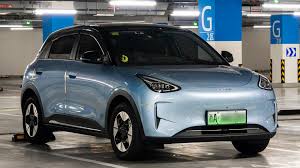 Қазақстанда электромобильдерді баж салығынсыз әкелу мерзімін ұзарту ұсынылды