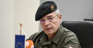General Anton Wessely preuzeo komandovanje EUFOR-om, poručili mu da neće  biti dosadno