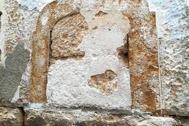 Il regime fascista istituisce nel 1925 l' opera nazionale maternità e infanzia , che ha come obbiettivi la difesa ed il potenziamento della famiglia. Ad Andria Nel Ii Vicolo San Bartolomeo La Ruota Dei Bambini Esposti