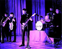 Garageband is one of the most recognized names when it comes to free daws or 'digital audio workstations'. Rock Music Wikipedia