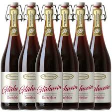 Er beginnt jeweils am freitag vor dem ersten adventssonntag und endet immer am 24. Gerstacker Nurnberger Christkindlesmarkt Gluhwein Norma24