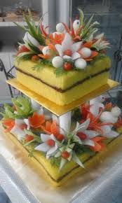 Kali ni along mencuba nasib buat hiasan untuk hantaran pertunangan saudara hubby kelmarin. Pulut Kuning Dua Tingkat Pulut Kuning Berhias Facebook