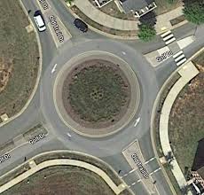 The magic roundabout in swindon, england, constructed in 1972, is the most brilliant and at the same time, the most confusing roundabout ever built. What Kinds Of Intersections Are Particularly Well Suited For Traffic Circles Or Roundabouts Quora